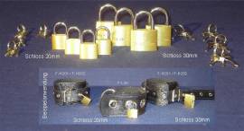 Messingschloss, 40mm, gleichschlie�end - Bild vergr��ern 